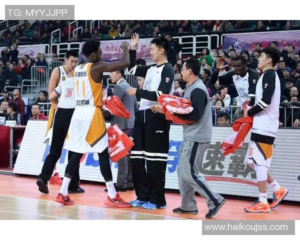 昨晚CBA精彩对决辽宁队与新疆队直播回顾与赛后分析